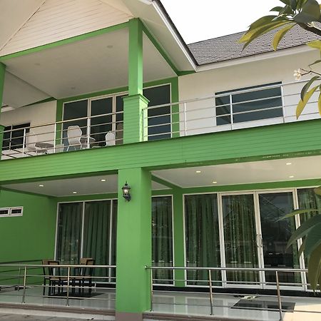 Usotel Waterland Hotel Udon Thani Exterior foto